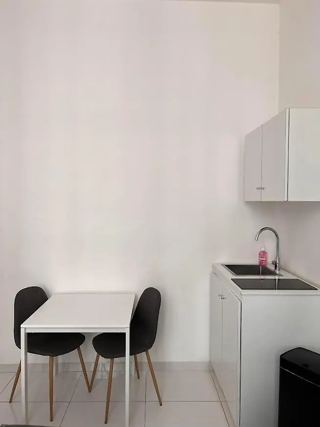 Umberto Rooms Napoli 0*, Naples Italy